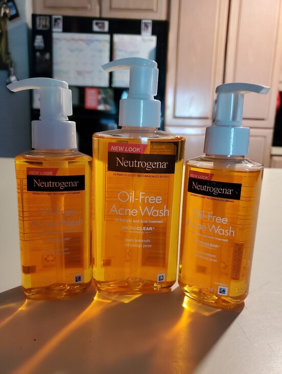 Neutrogena Other - Neutrogena Oil-Free Acne Wash 3 BOTTLES - BUNDLE
